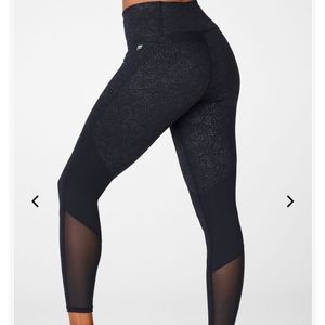 NWOT Fabletics Powerhold leggings